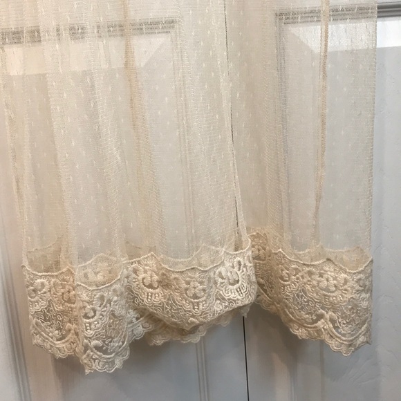 charlotte russe cream lace dress - Picture 5 of 5